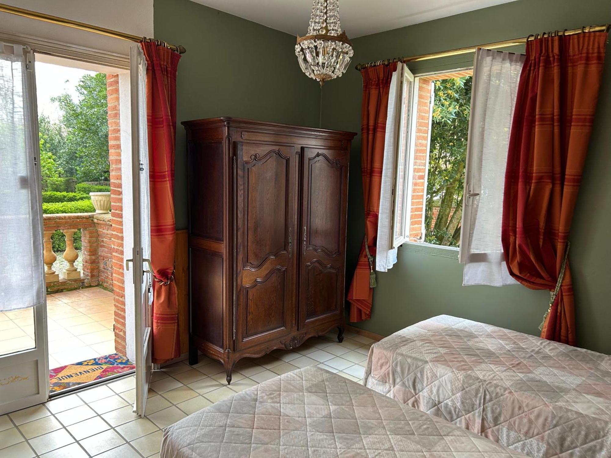 Manoir De La Gravette, Maison & Table D'Hotes モントーバン エクステリア 写真