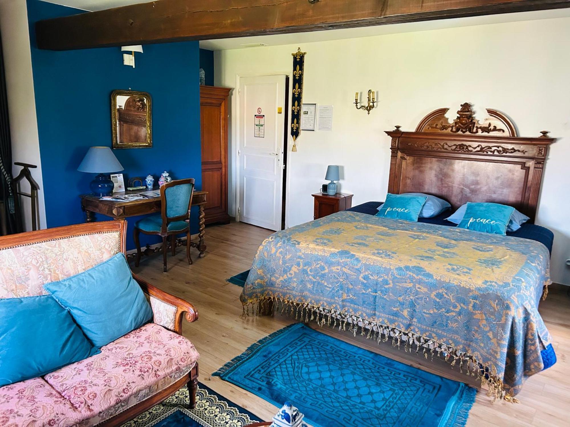 Manoir De La Gravette, Maison & Table D'Hotes モントーバン エクステリア 写真