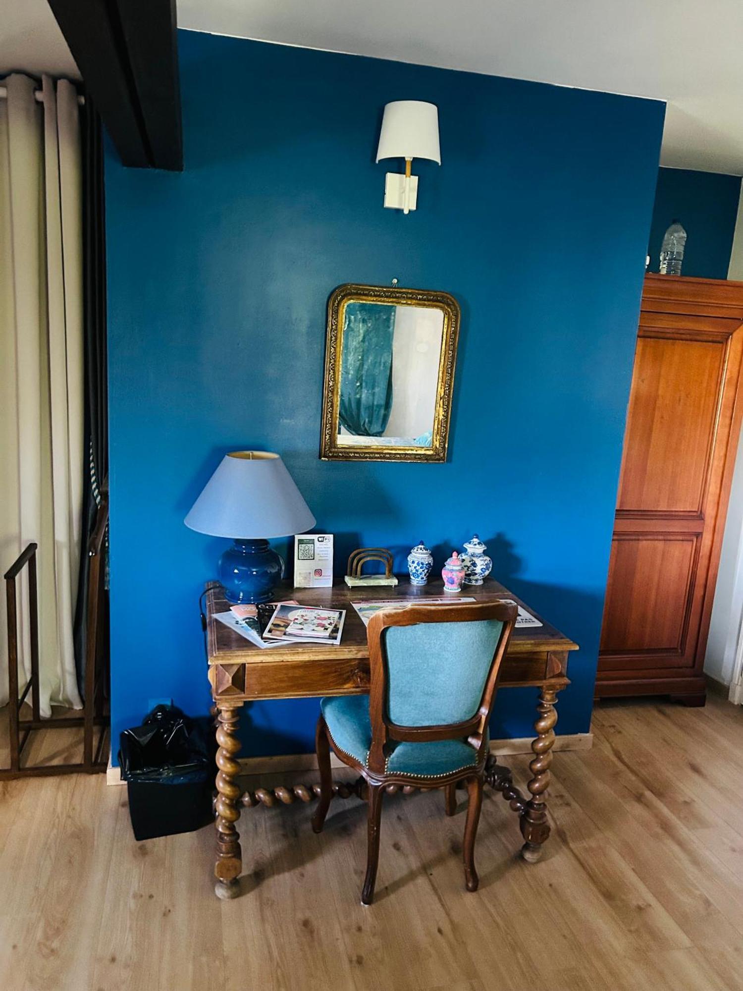 Manoir De La Gravette, Maison & Table D'Hotes モントーバン エクステリア 写真