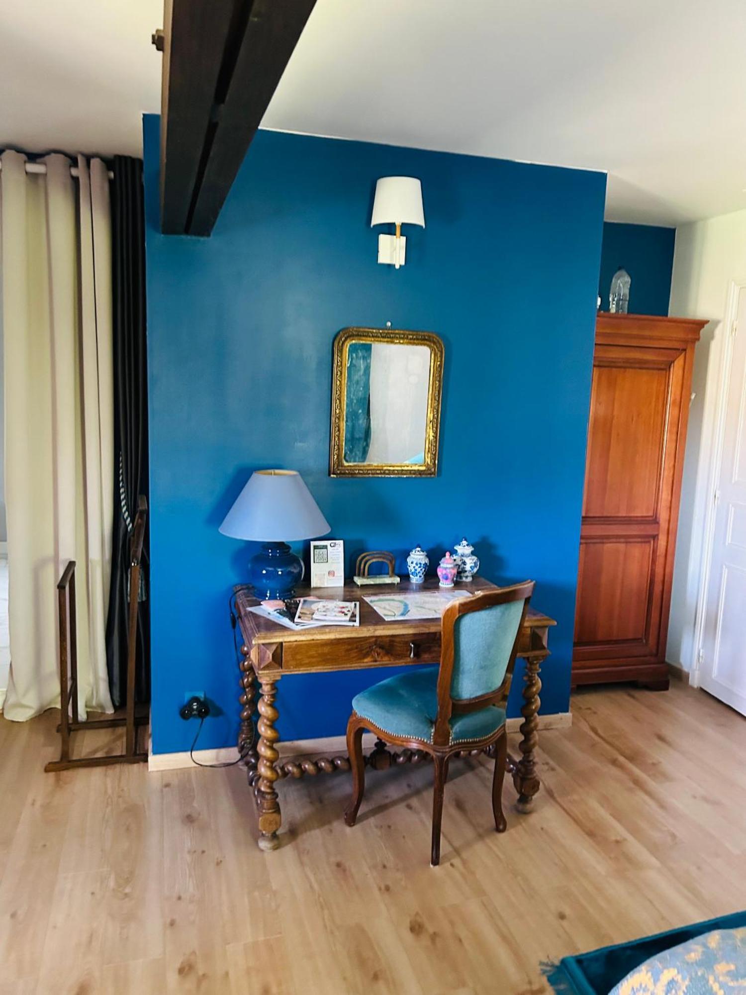 Manoir De La Gravette, Maison & Table D'Hotes モントーバン エクステリア 写真
